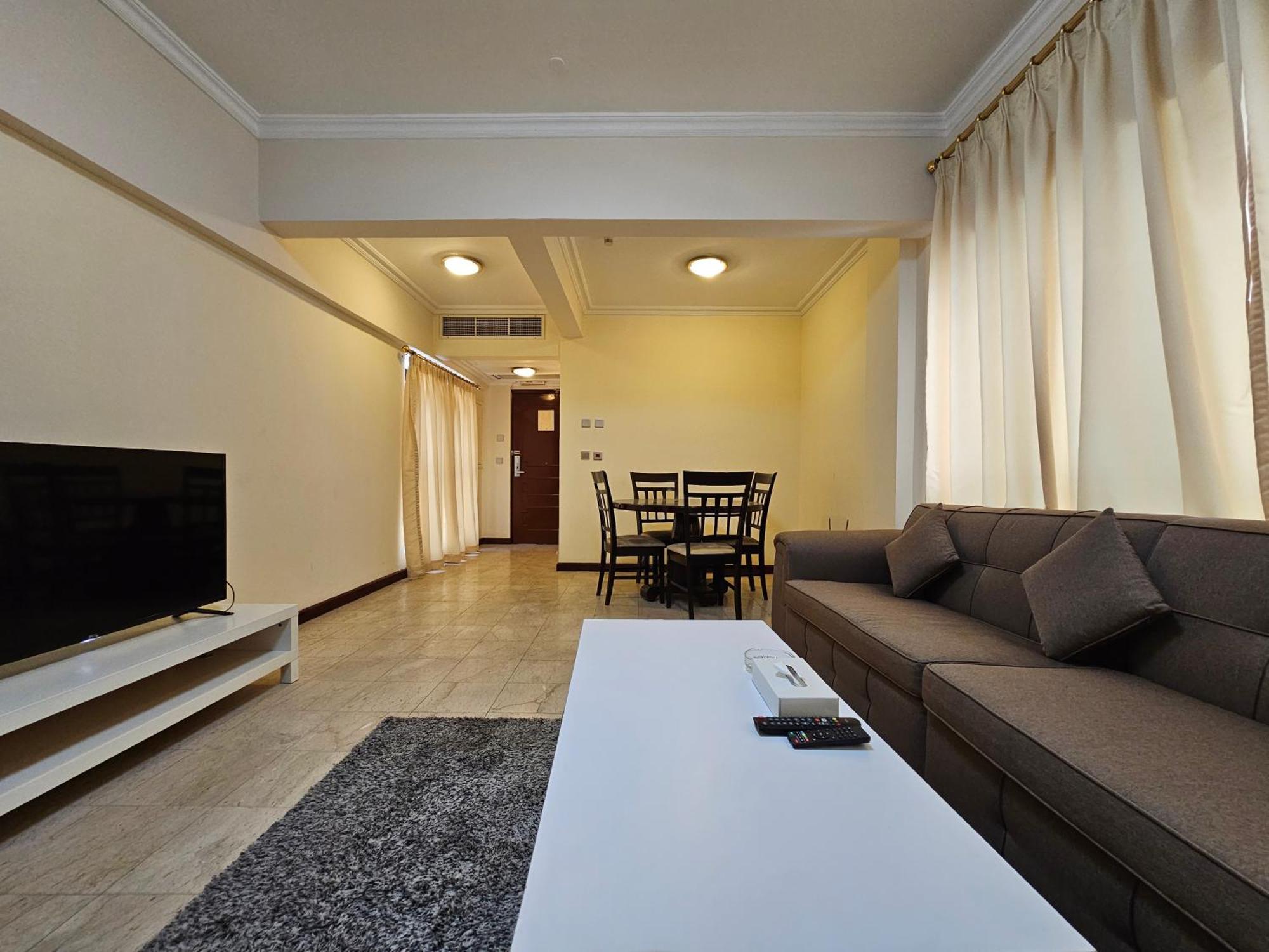 Majestic Hotel Al Manamah Esterno foto